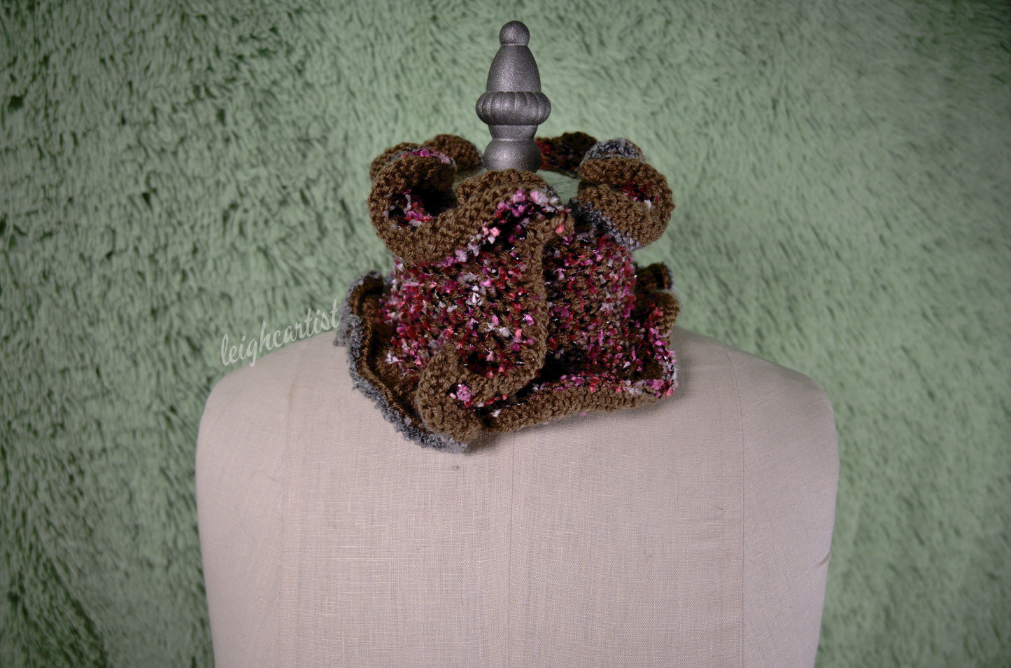 Sprinkle Cake Knit Ruffle Scarf