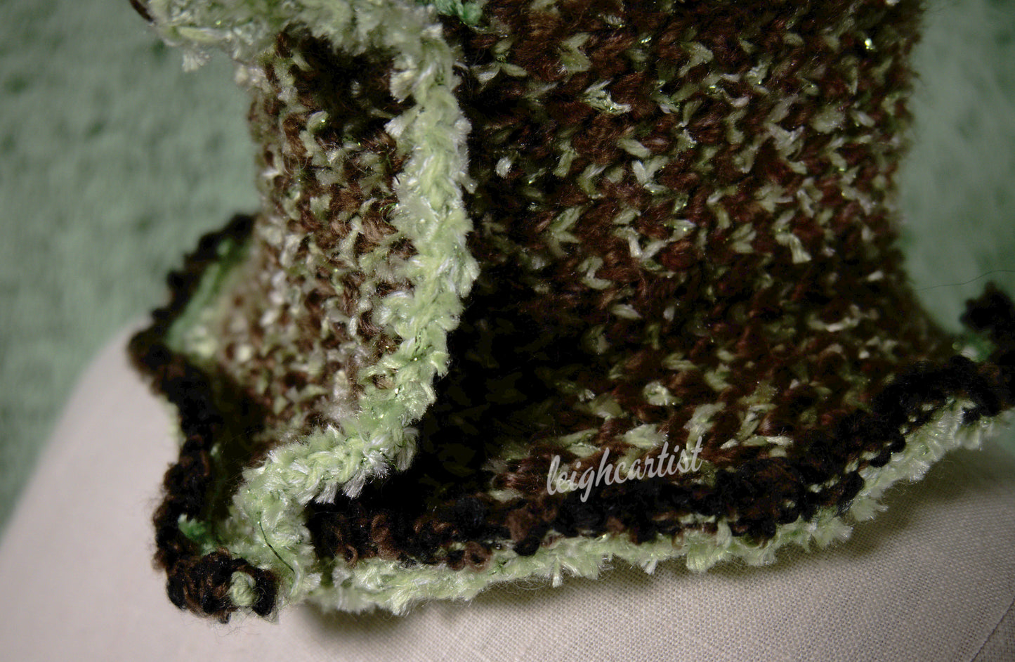 Glittering Green Knit Ruffle Scarf