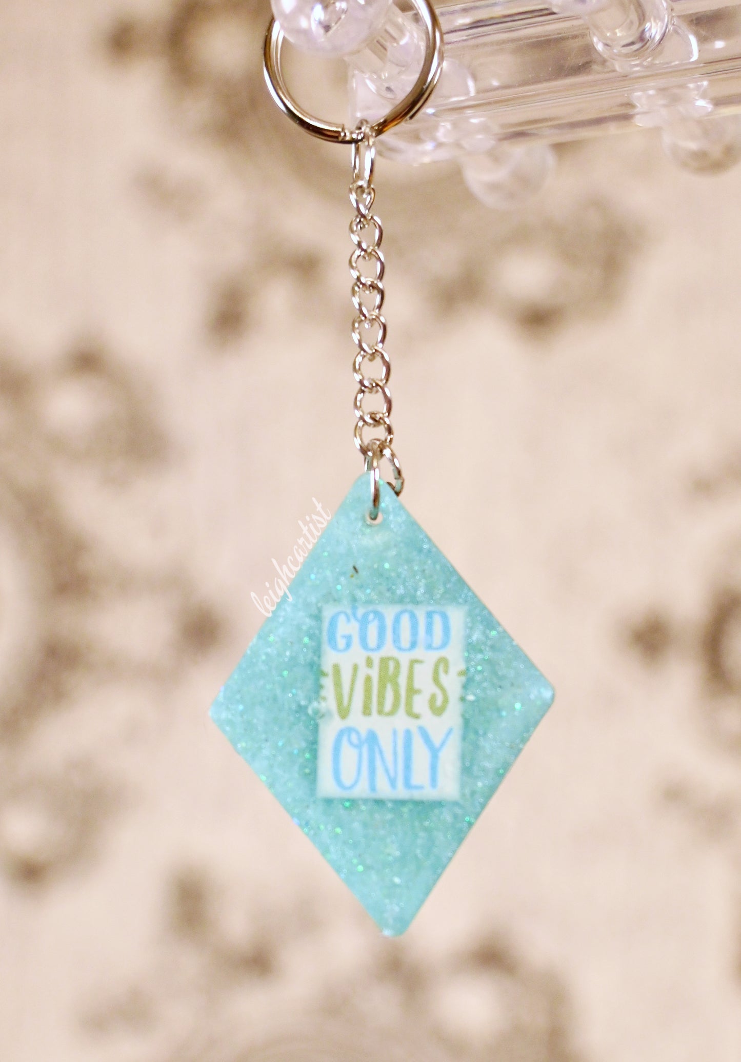 Good Vibes Only Keychain