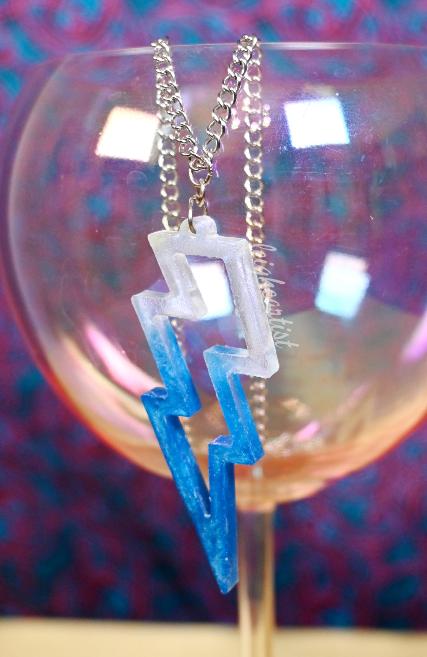 Hollow Lightning Bolt Resin Necklace